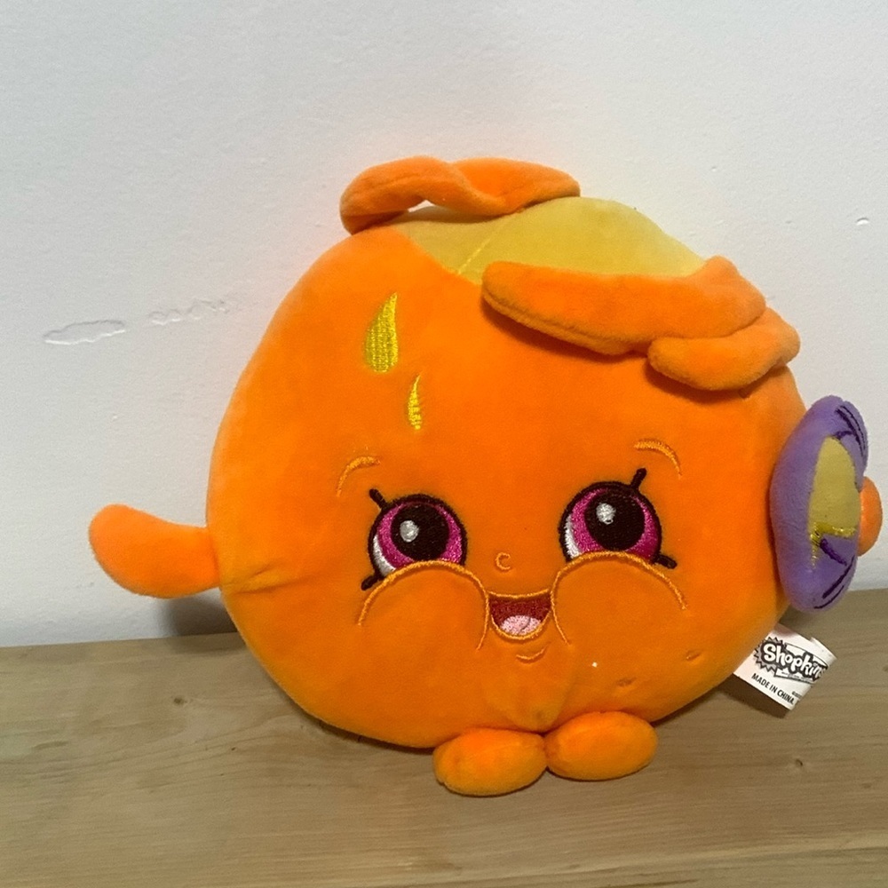 Juicy orange Shopkins plush